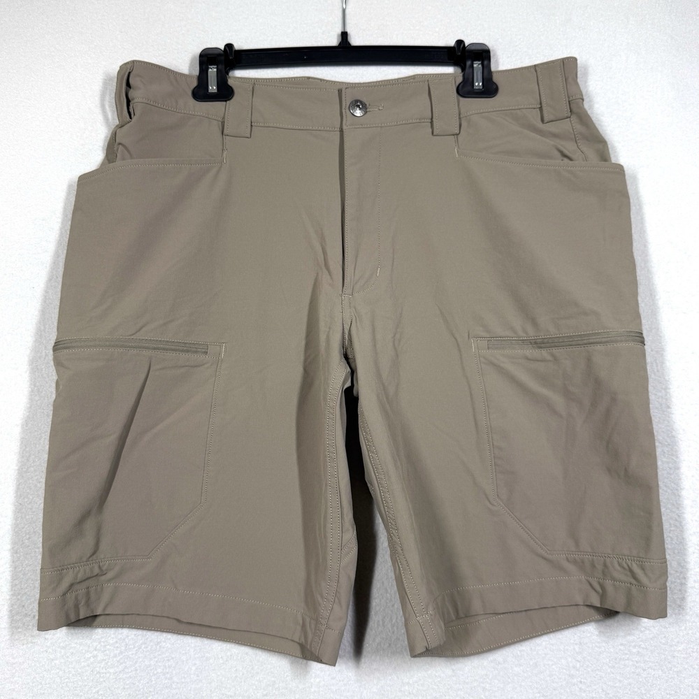 Duluth Trading Shorts Mens 36 Flexpedition Cargo Relaxed Fit 11" Brown Utility